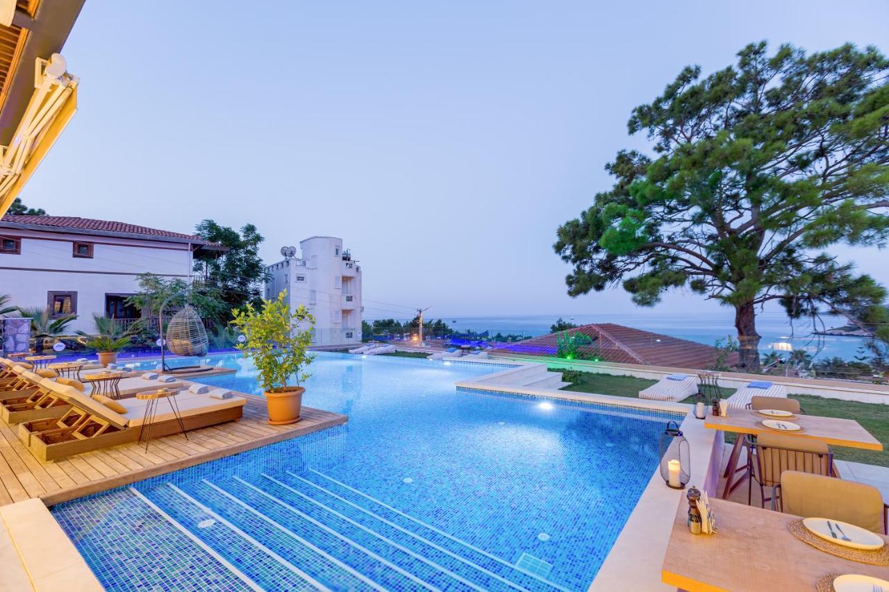 Melanippe Relaxing Hotel -Adults Only Karaoz エクステリア 写真