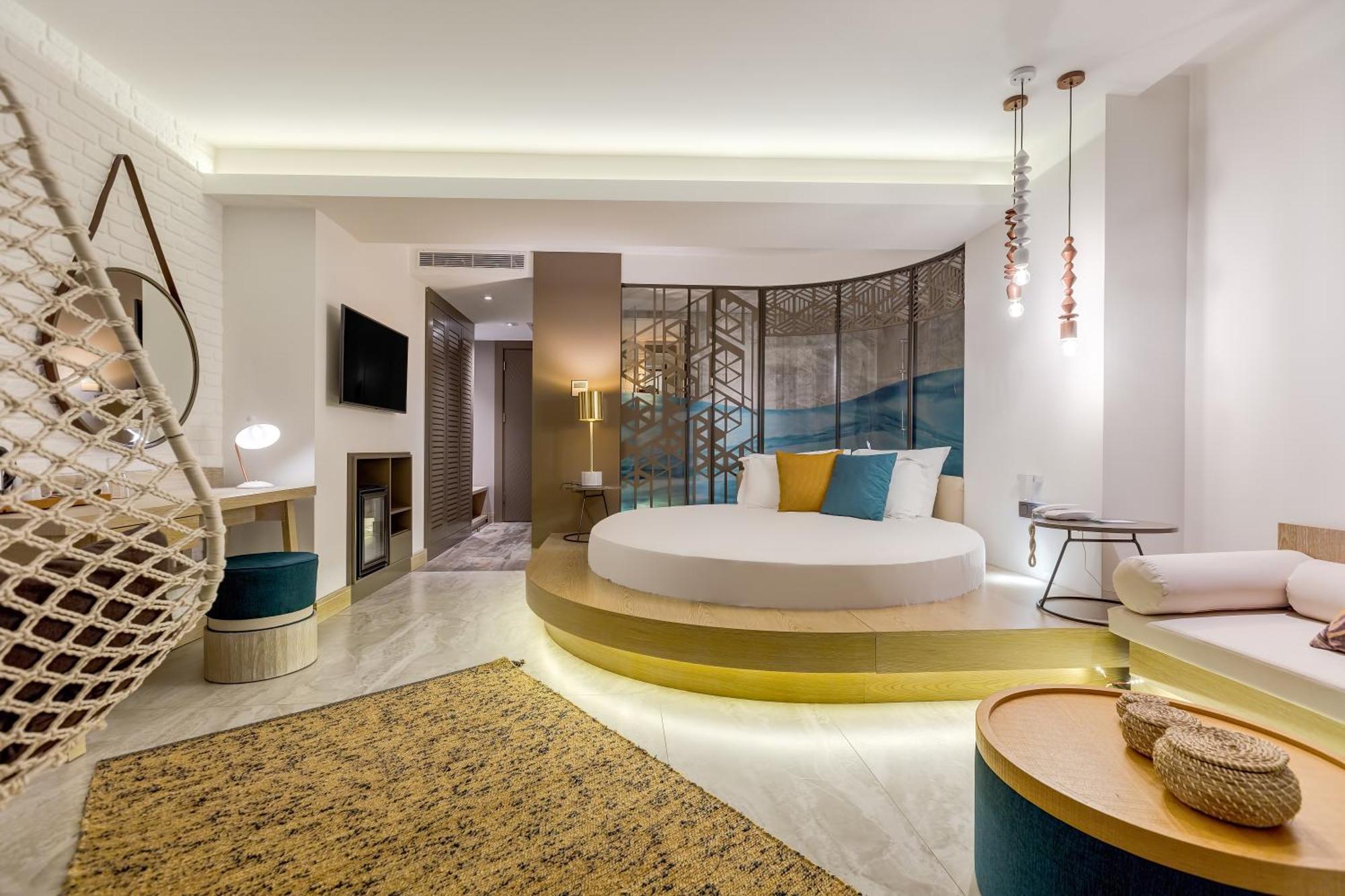 Melanippe Relaxing Hotel -Adults Only Karaoz 部屋 写真